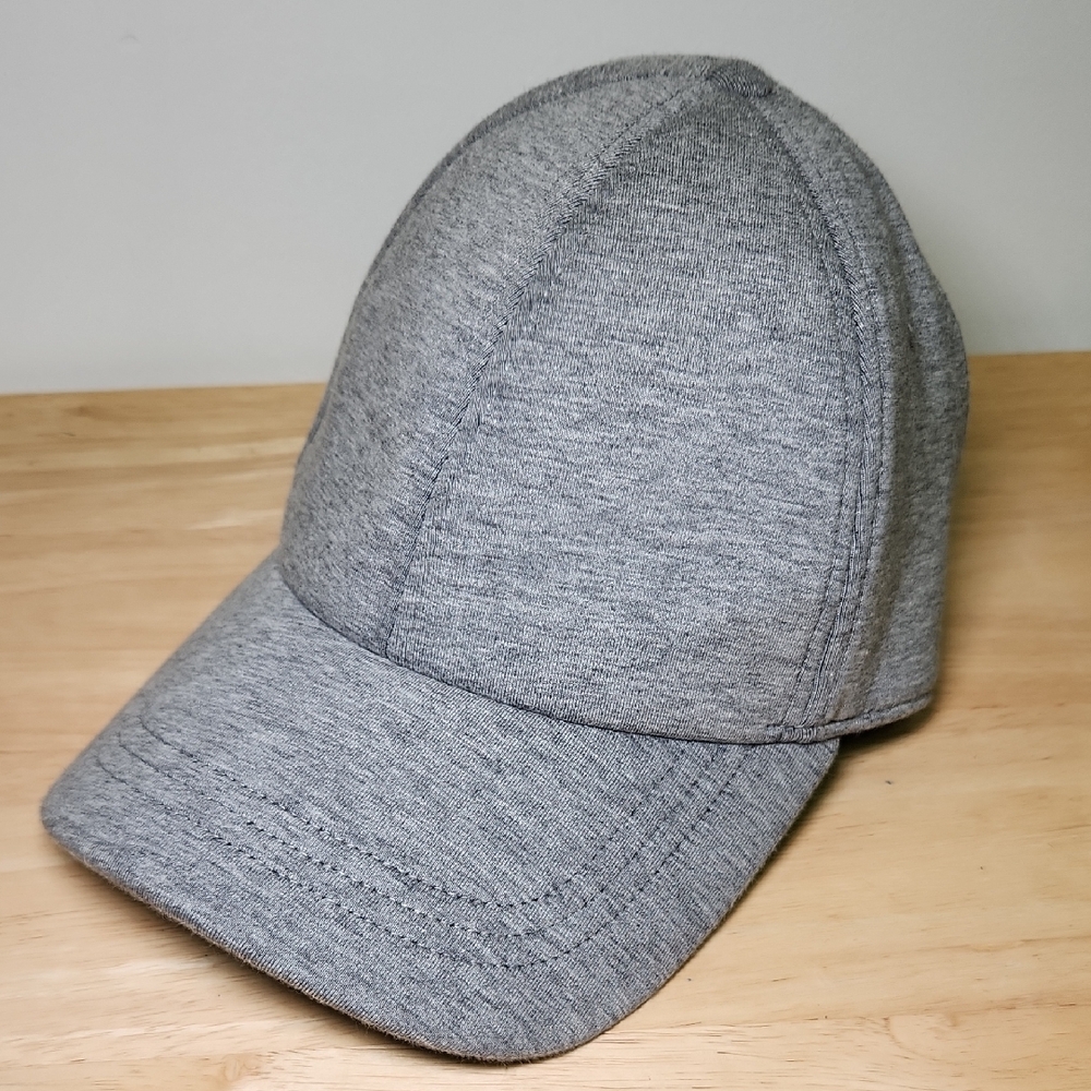 Lululemon Athletica Light Gray Cap